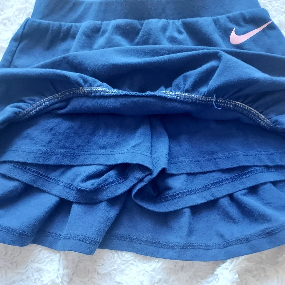 Nike Kids Size 5 Skort Deep Blue Pink Logo Sporty Athletic Spring Summer Tennis